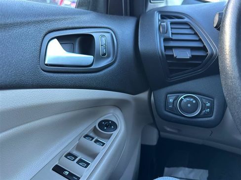Used 2019 Ford Escape SEL AWD/4WD image 32