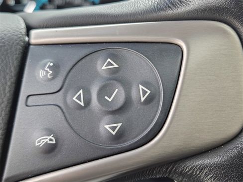 Used 2020 GMC Yukon Denali w/ Denali Premium Package image 29