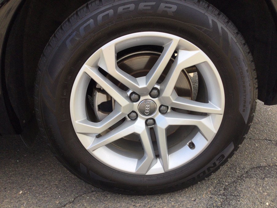 Used 2019 Audi Q5 2.0T Premium AWD/4WD image 45