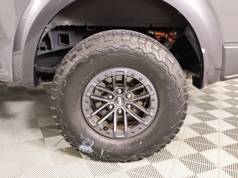 Used 2020 Ford F150 Raptor w/ Equipment Group 802A Luxury image 21