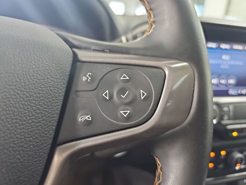 Used 2023 GMC Terrain AT4 w/ Tech Package AWD/4WD image 23