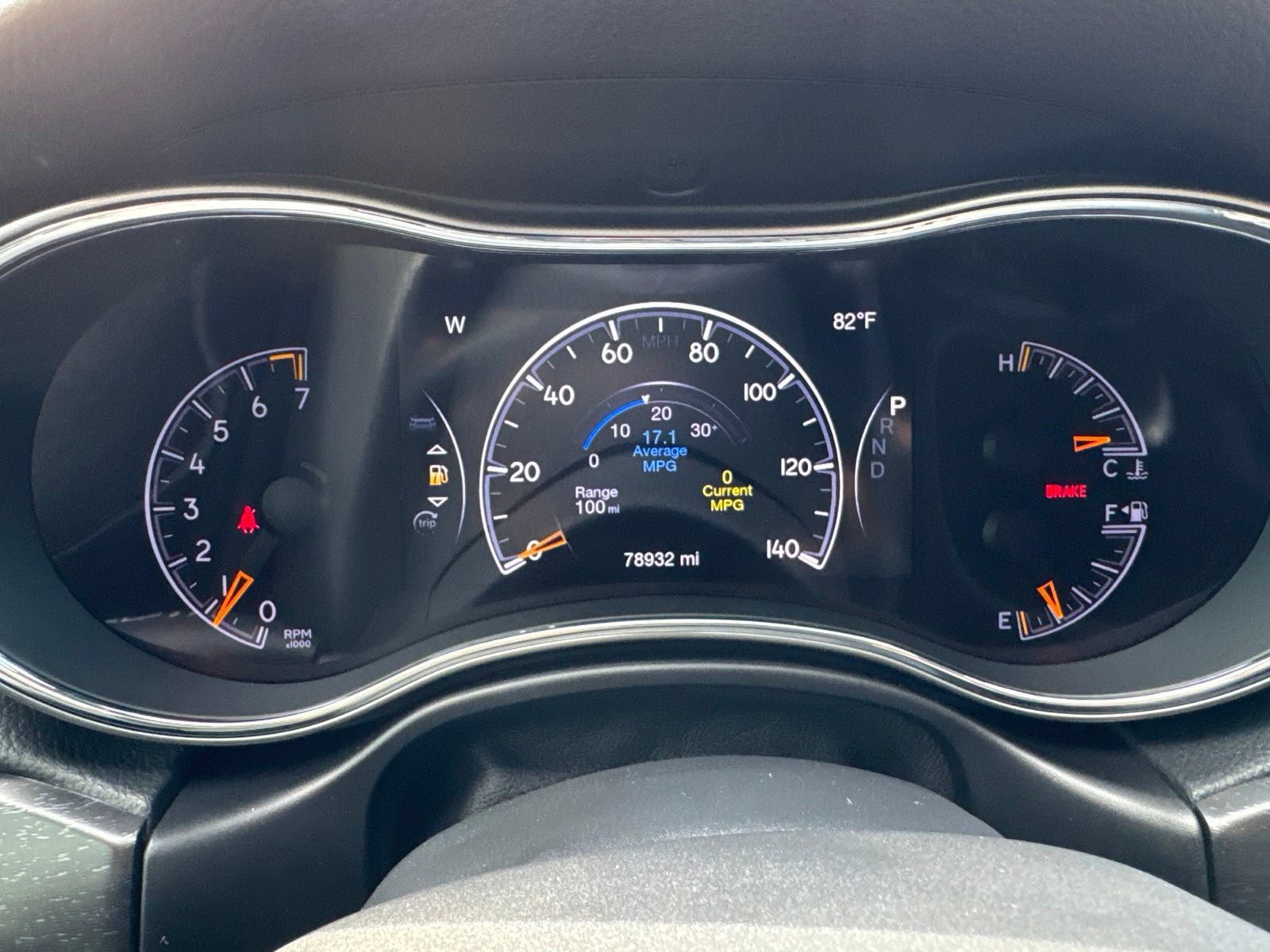 Used 2018 Jeep Grand Cherokee Altitude AWD/4WD image 25