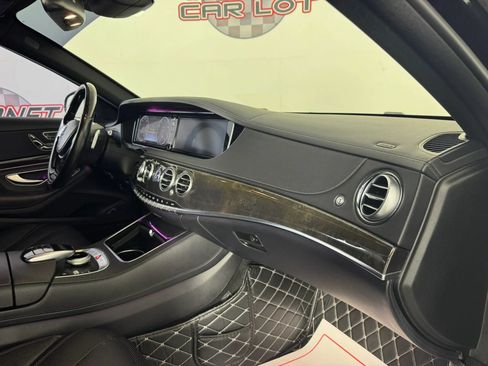 Used 2017 Mercedes-Benz S 550 4MATIC Sedan image 12