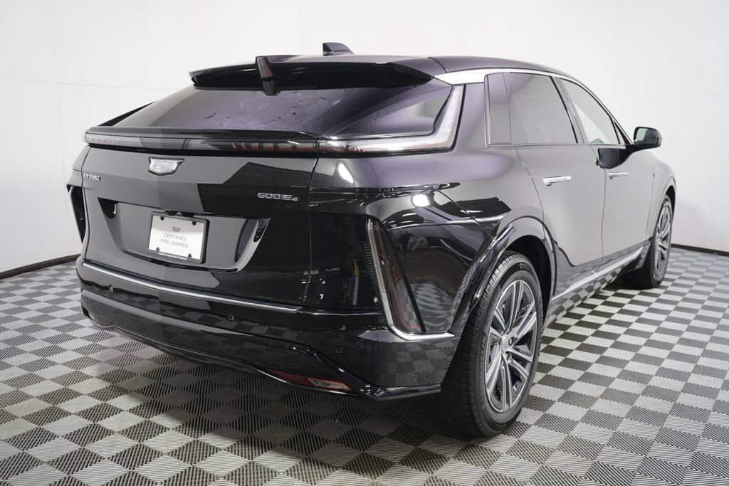 Certified 2024 Cadillac Lyriq Luxury w/ LPO, Floor Liner Package AWD/4WD image 6