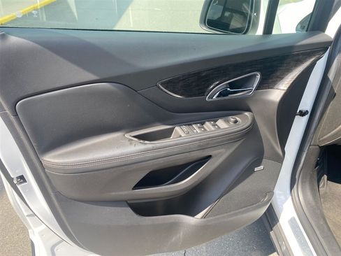 Used 2016 Buick Encore Premium FWD image 8