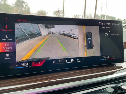 New 2026 BMW X7 xDrive40i w/ Executive Package image 19