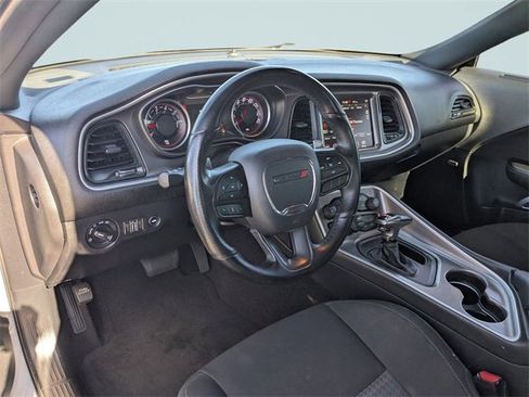 Used 2021 Dodge Challenger GT image 2