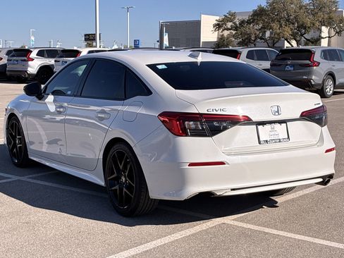 Certified 2024 Honda Civic Sport image 4