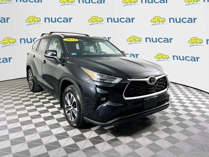 Used 2024 Toyota Highlander XLE