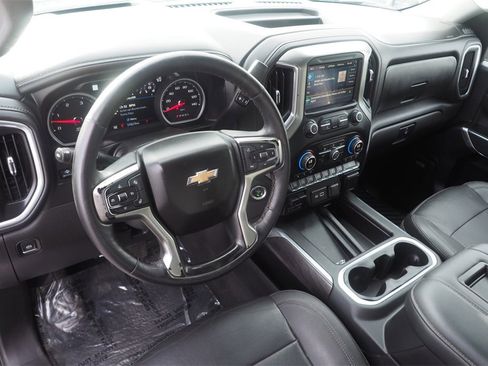 Used 2021 Chevrolet Silverado 2500 LTZ w/ LTZ Plus Package image 10
