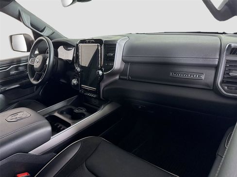 Used 2024 RAM 1500 Laramie AWD/4WD image 22