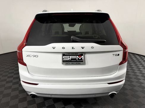 Used 2019 Volvo XC90 T5 Momentum AWD/4WD image 10