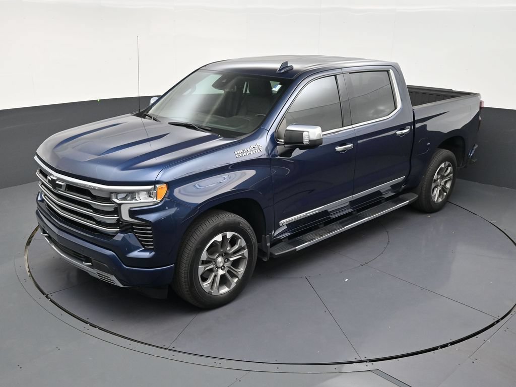 Used 2023 Chevrolet Silverado 1500 High Country w/ High Country Premium Package AWD/4WD image 9