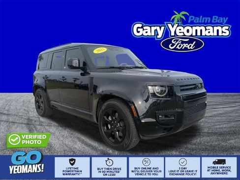 Used 2025 Land Rover Defender 110 X-Dynamic SE AWD/4WD image 1