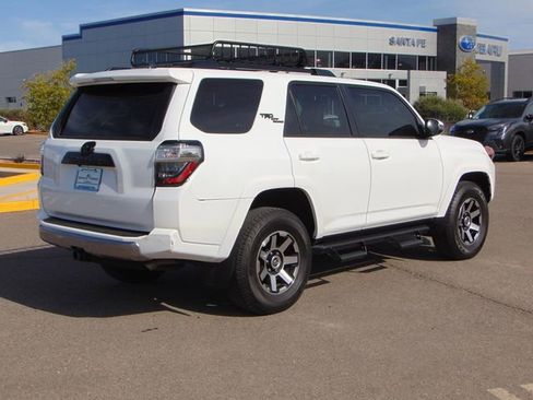 Used 2024 Toyota 4Runner TRD Off-Road Premium AWD/4WD image 4