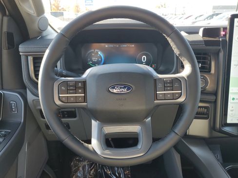 New 2025 Ford F150 Lightning Flash image 30