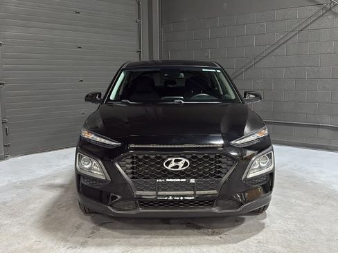 Used 2019 Hyundai Kona SE FWD image 2