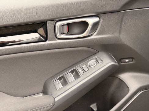 Certified 2025 Honda Civic Sport image 11