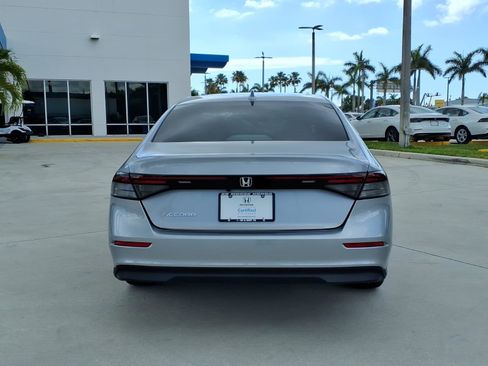 Used 2023 Honda Accord EX image 14
