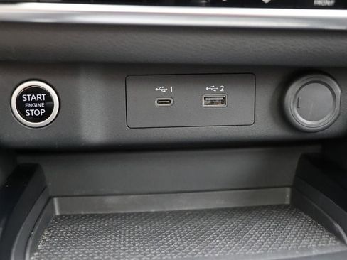 Used 2023 Nissan Rogue SL w/ SL Premium Package image 28