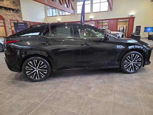 New 2026 Lexus RZ 450e AWD image 2