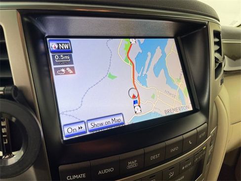 Used 2015 Lexus LX 570 4WD image 8