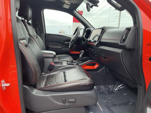 Used 2025 Nissan Frontier Pro-X w/ Pro Premium Package RWD image 24