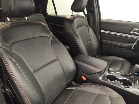 Used 2019 Ford Explorer Sport AWD/4WD image 21