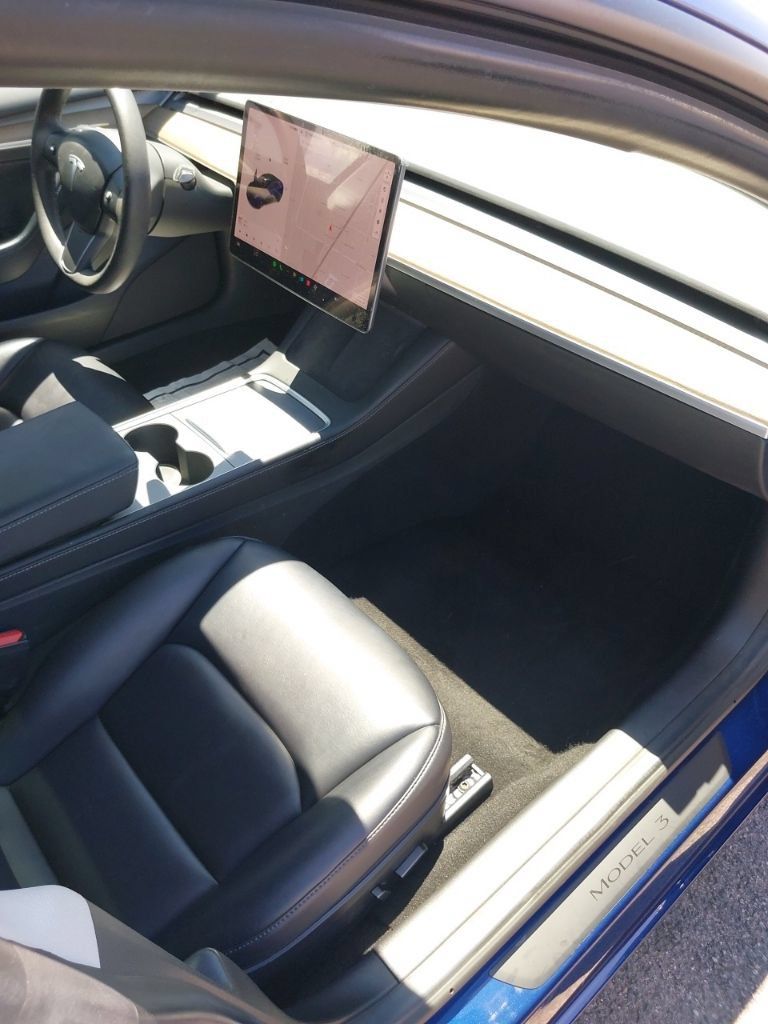 Used 2022 Tesla Model 3 Long Range AWD/4WD image 6
