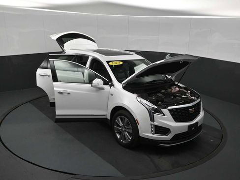 Used 2024 Cadillac XT5 Premium Luxury FWD image 36