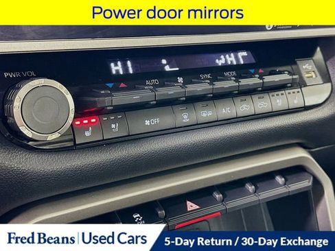 Used 2022 Toyota Tundra Limited image 19