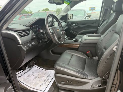Used 2018 Chevrolet Suburban LT AWD/4WD image 9