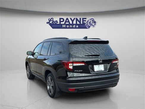 Certified 2022 Honda Pilot Sport image 8