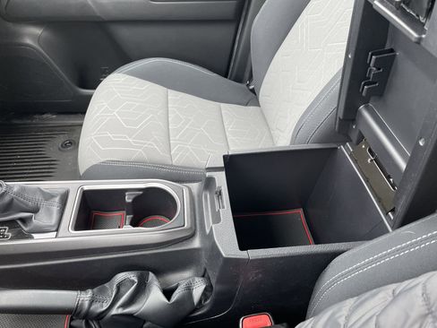 Used 2023 Toyota Tacoma TRD Off-Road image 29