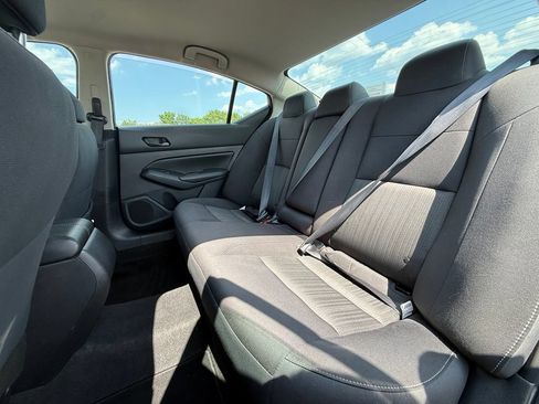 Used 2024 Nissan Altima 2.5 SV FWD image 24