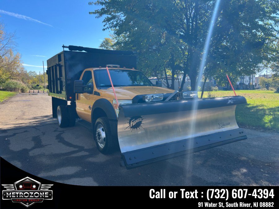 Used 2011 Ford F550 4x4 Regular Cab Super Duty w/ Payload Upgrade Pkg image 4