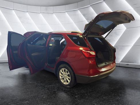 Used 2019 Chevrolet Equinox LT image 10