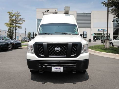 Used 2021 Nissan NV 3500 SV RWD image 5