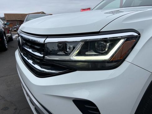 Used 2020 Volkswagen Atlas Cross Sport SE AWD/4WD image 11