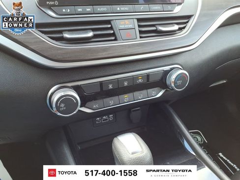 Used 2024 Nissan Altima 2.5 SV FWD image 20
