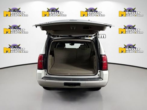 Used 2017 Chevrolet Suburban Premier AWD/4WD image 26