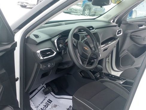 Used 2022 Chevrolet TrailBlazer LT w/ Driver Confidence Package image 10
