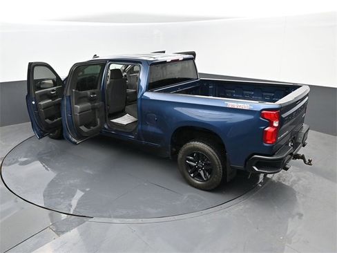 Used 2019 Chevrolet Silverado 1500 Custom Trail Boss w/ Custom Convenience Package image 26