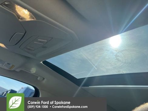 Used 2018 Ford Escape SEL image 15