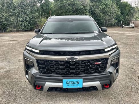 Used 2025 Chevrolet Traverse Z71 w/ Enhanced Driving Package image 30