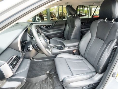 Certified 2023 Subaru Outback Limited AWD/4WD image 8