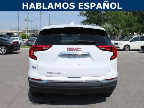 Used 2018 GMC Terrain SLT w/ Preferred Package FWD image 4
