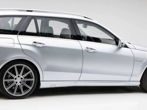 Used 2012 Mercedes-Benz E 63 AMG Wagon image 26