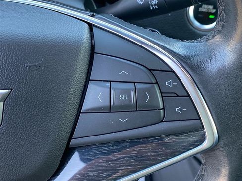 Used 2021 Cadillac XT5 Premium Luxury AWD/4WD image 17