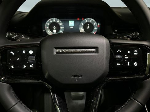 Used 2026 Land Rover Range Rover Evoque S AWD/4WD image 16